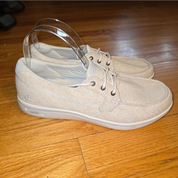 Skechers Beige Boat Shoes Womans Size 9 - Picture 1 of 7
